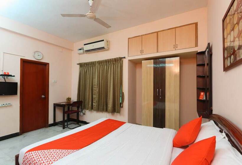 Hotell Oyo 20006 Silverkey T Nagar