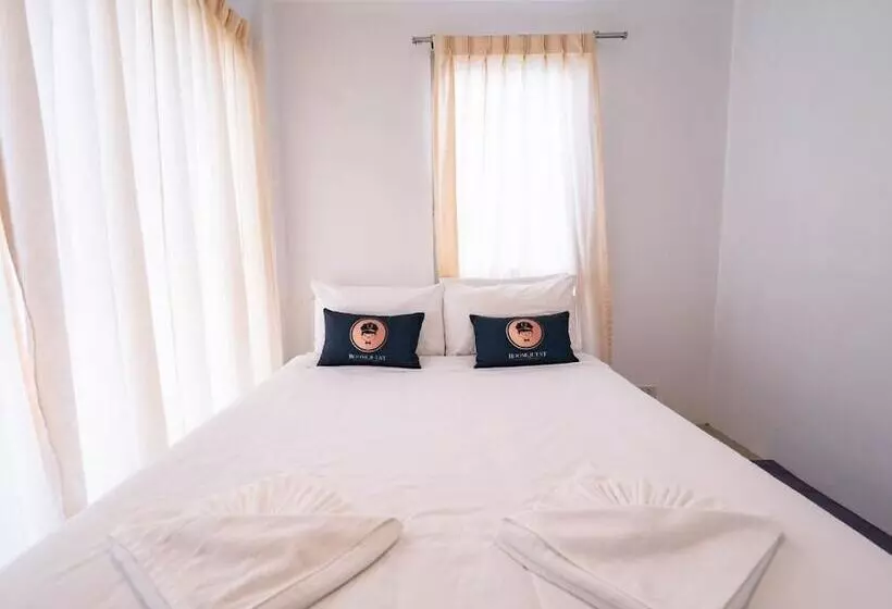 هتل Roomquest Bangkok Sukhumvit 50
