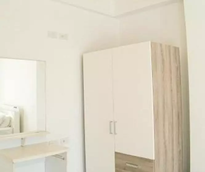 هتل Roomquest Bangkok Sukhumvit 50