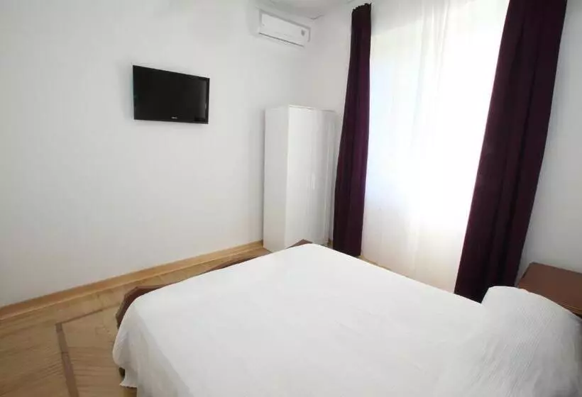 53 Solaro Apartments