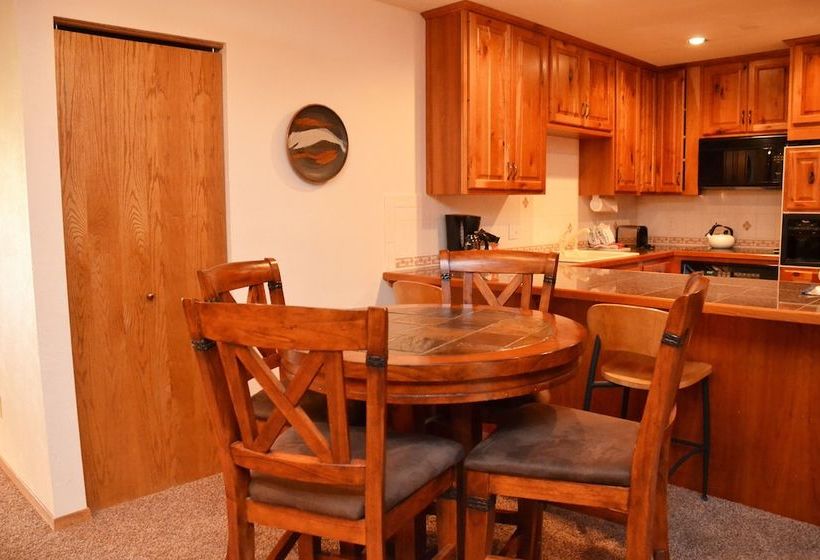 Cimarron By Ski Village Resorts