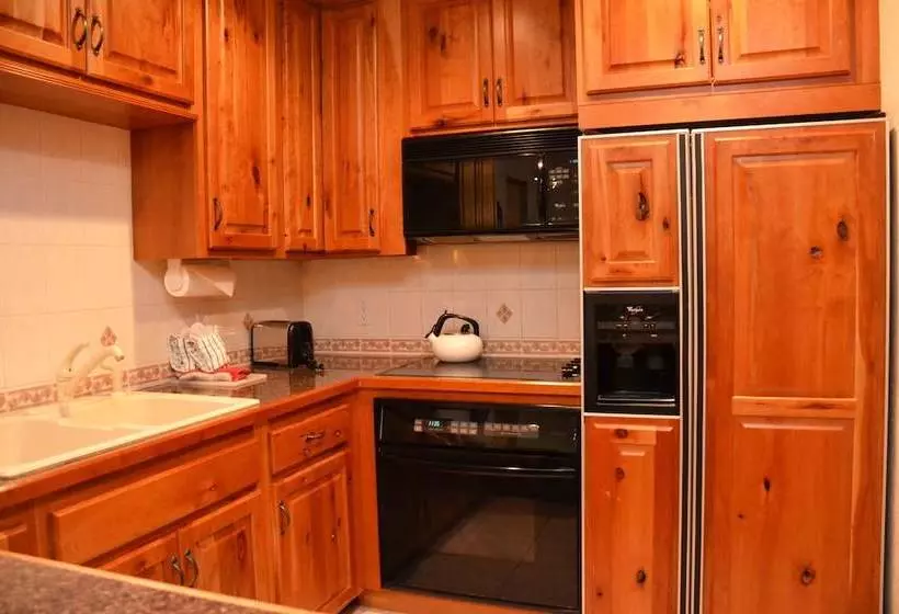 Cimarron By Ski Village Resorts