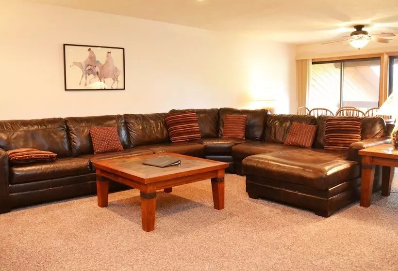 Cimarron By Ski Village Resorts