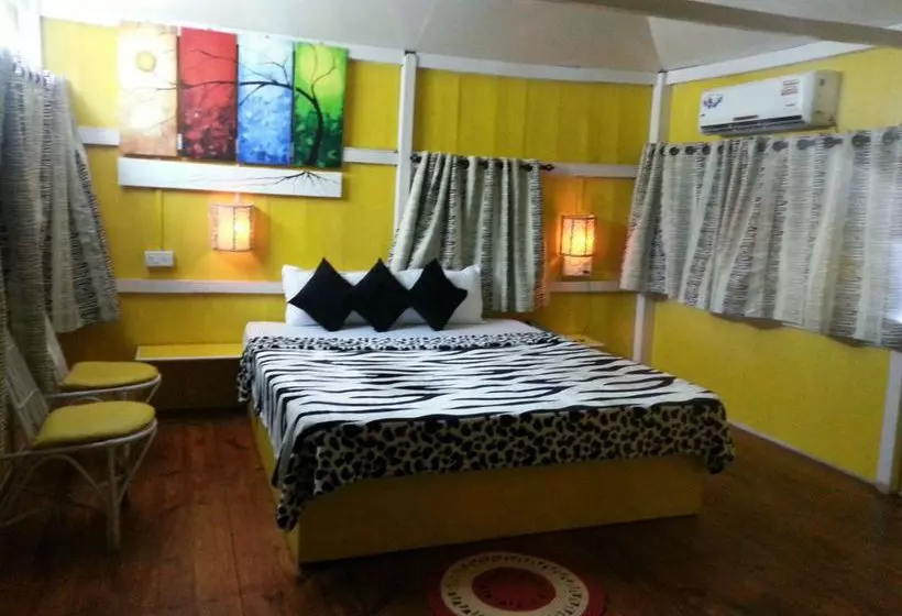 Hotel Arudra At Cisco S Beach Shack & Cottages