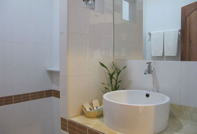 ホテル Baan Tong Tong Pattaya Resort