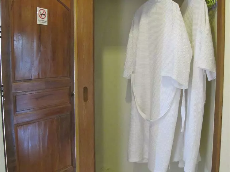 酒店 Baan Tong Tong Pattaya Resort