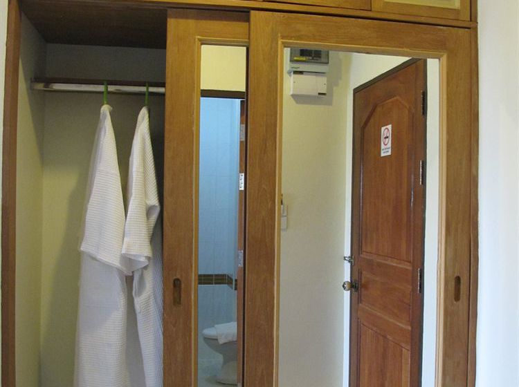 ホテル Baan Tong Tong Pattaya Resort