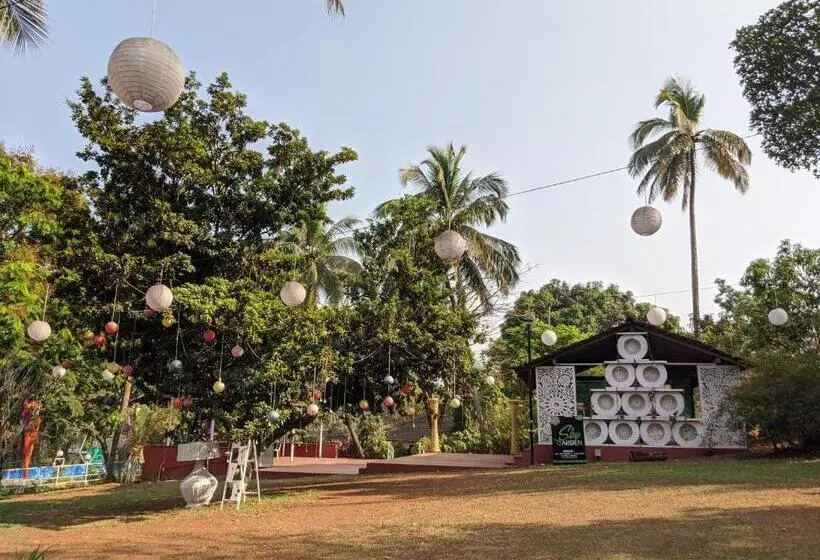 ホテル Farmagudi Residency