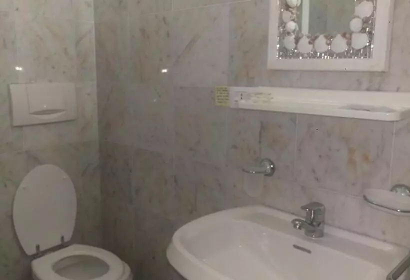 ホテル Guesthouse Rollando