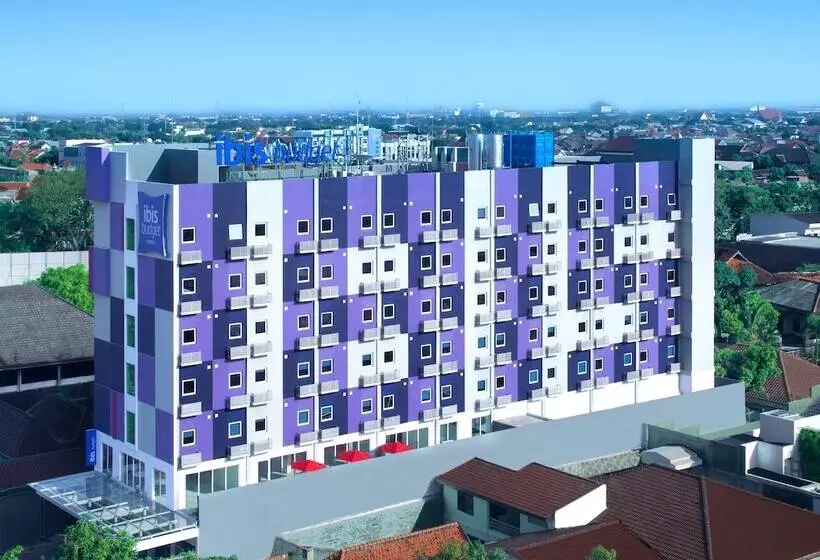 Szálloda Ibis Budget Semarang Tendean