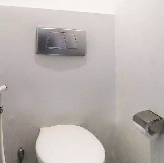 Szálloda Ibis Budget Semarang Tendean