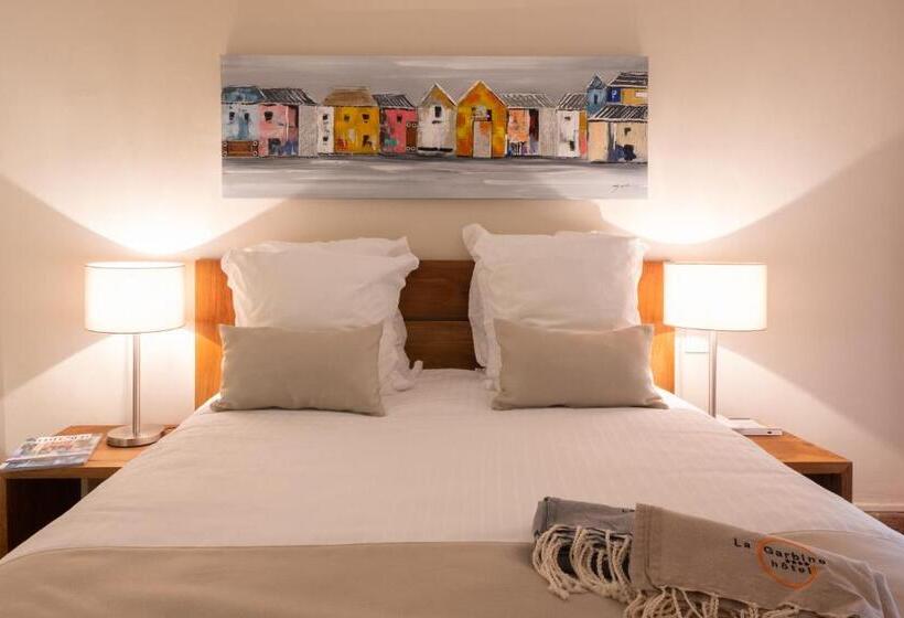 Отель La Garbine