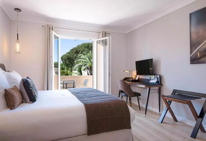 Отель La Garbine