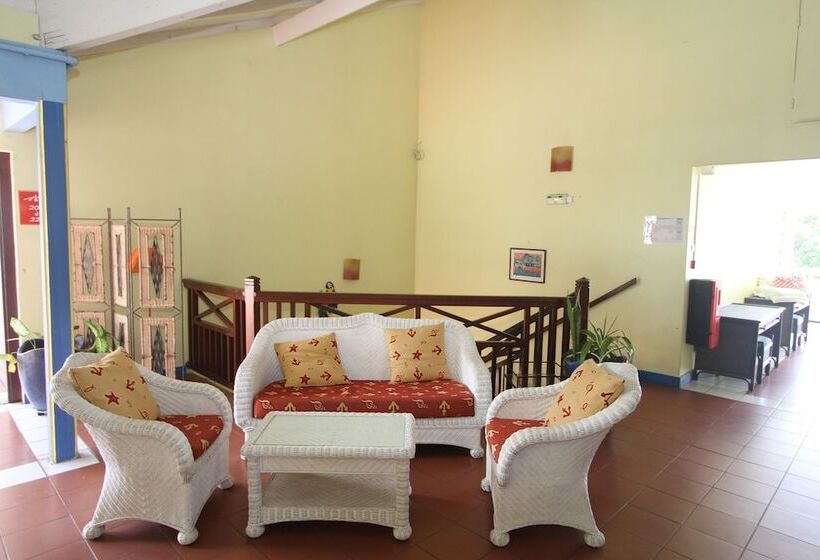 هتل La Maison Creole