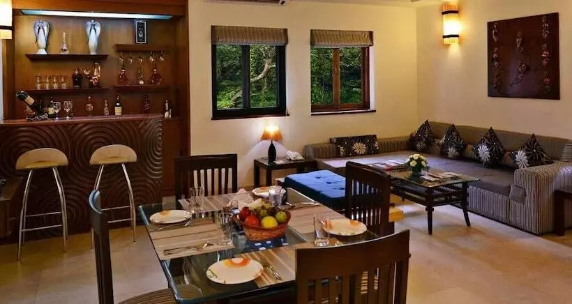 فندق La Sunila Suites & Villas By Wsi