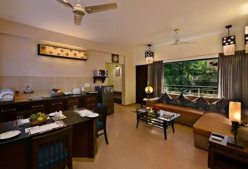 فندق La Sunila Suites & Villas By Wsi