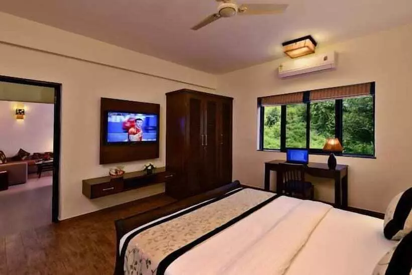 فندق La Sunila Suites & Villas By Wsi