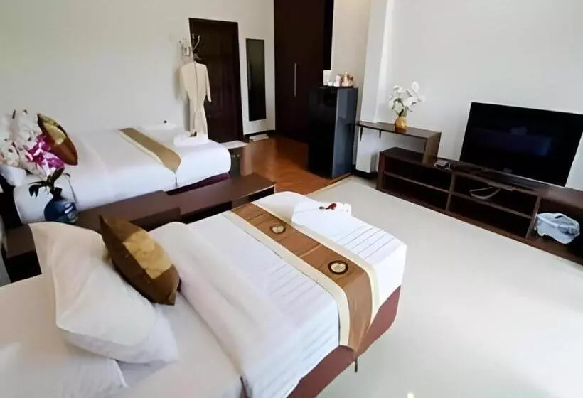 فندق Nattha Waree Hot Spring Resort And Spa