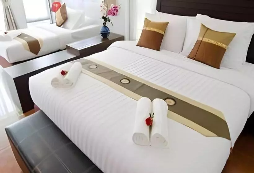 فندق Nattha Waree Hot Spring Resort And Spa