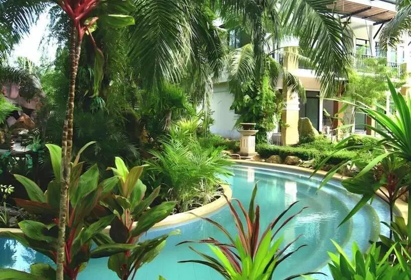 فندق Nattha Waree Hot Spring Resort And Spa