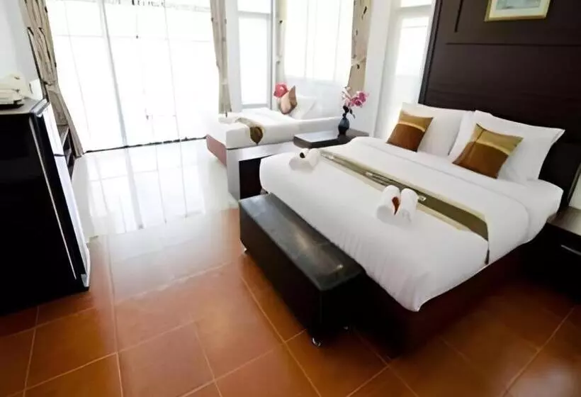 فندق Nattha Waree Hot Spring Resort And Spa