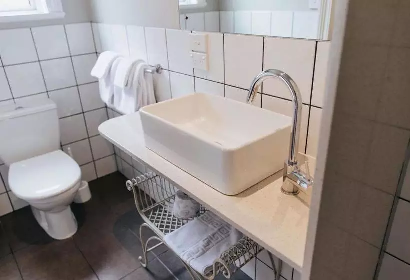 فندق Pomeroy S On Kilmore