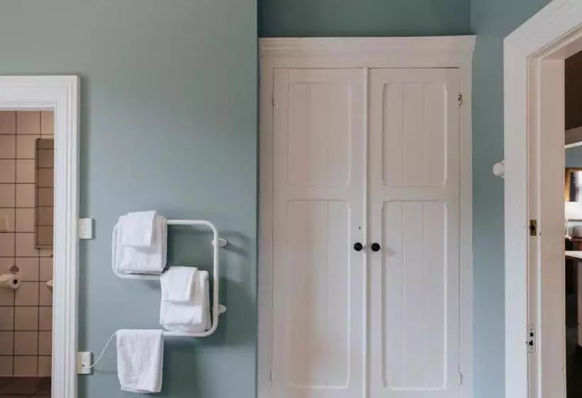 فندق Pomeroy S On Kilmore