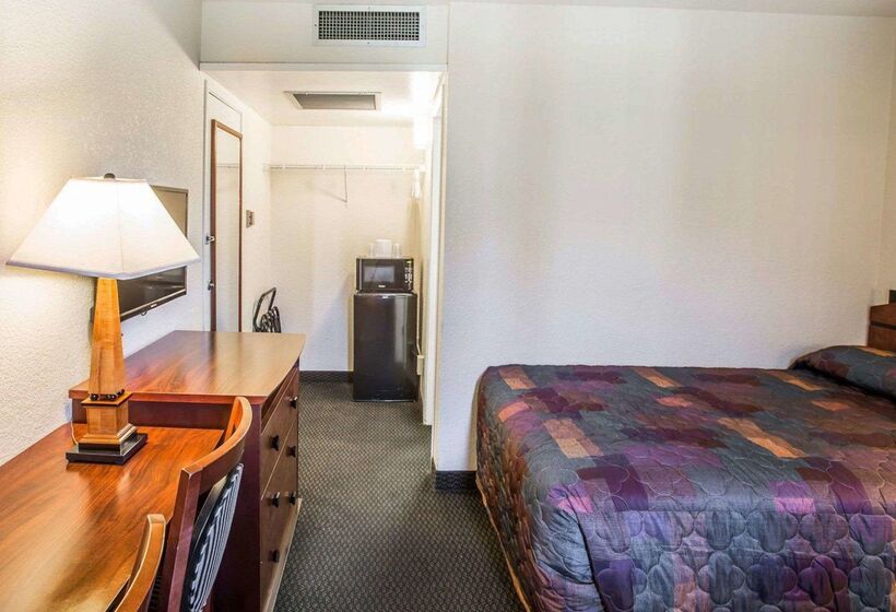 ホテル Rodeway Inn Greeley