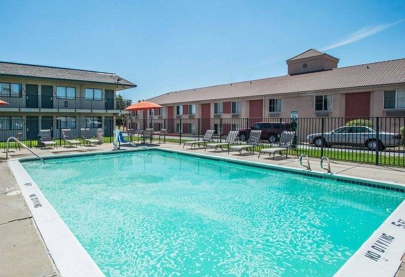 ホテル Rodeway Inn Greeley