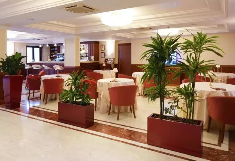 בית מלון כפרי Ristorante Rossemi