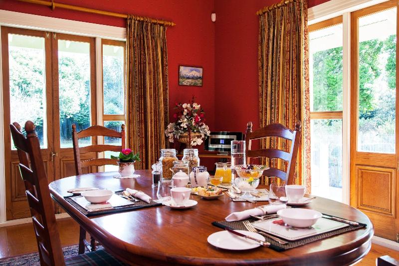 בית מלון כפרי Tairoa Lodge