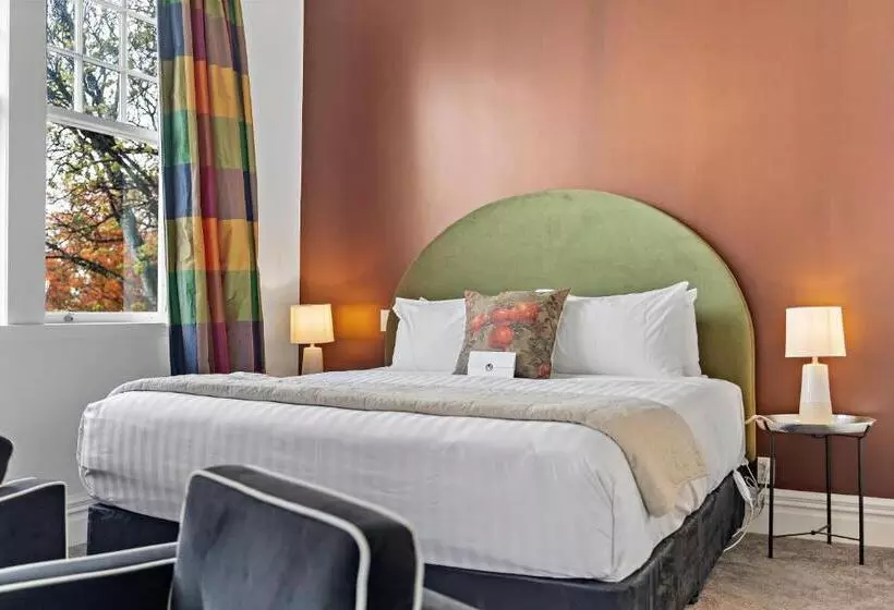 酒店 The White Swan