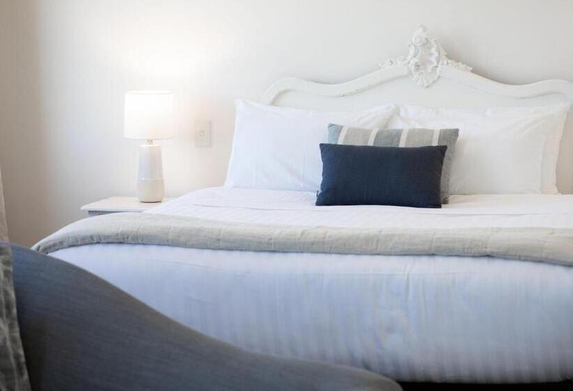 فندق The White Swan