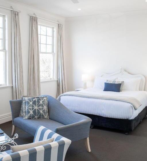 فندق The White Swan