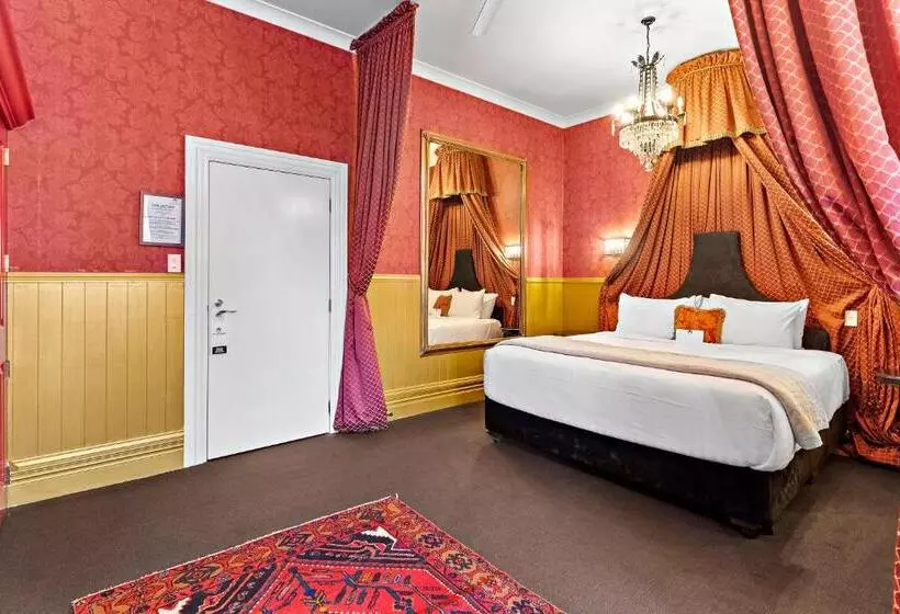 酒店 The White Swan