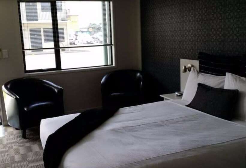 מוטל Asure Abode On Courtenay Motor Inn