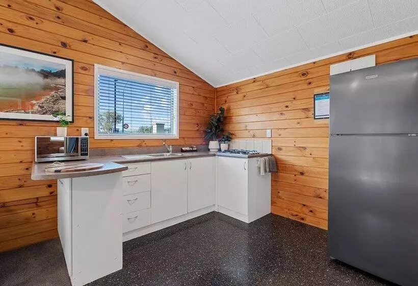 Motel Tasman Holiday Parks  Rotorua