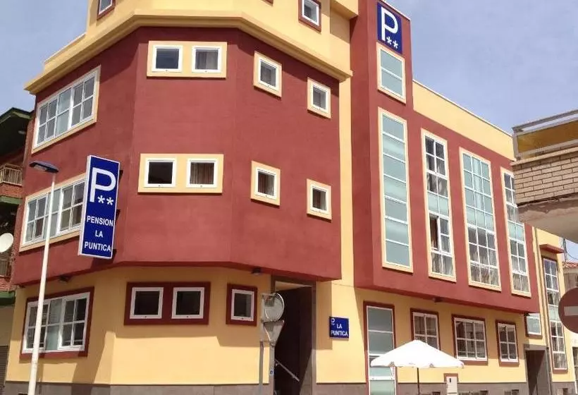 Pension La Puntica