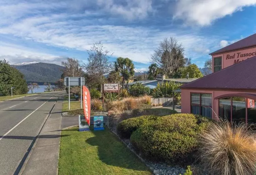 Red Tussock Motel