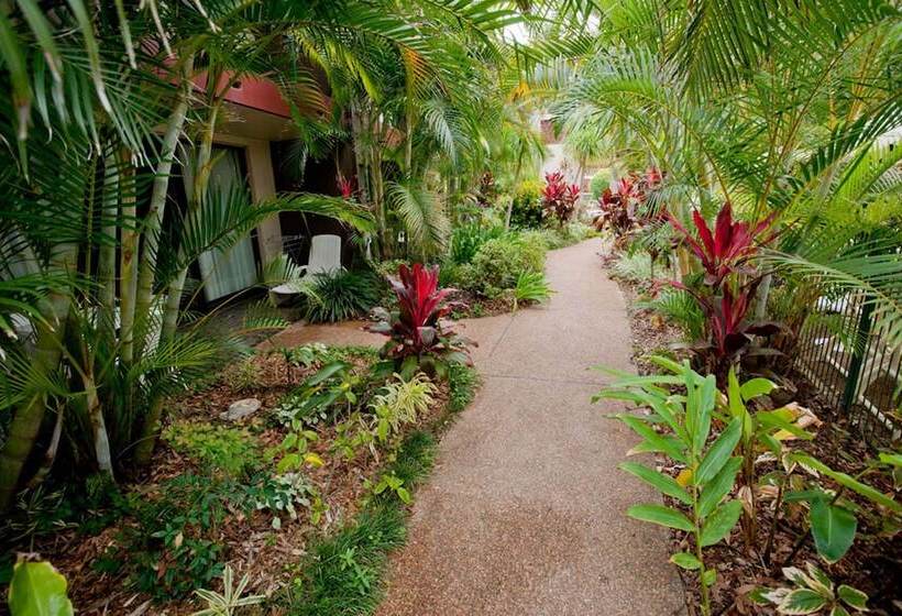 Smugglers On The Beach