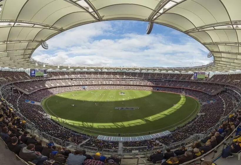 The Hive Hostel Traveler Friendly, Passport Only