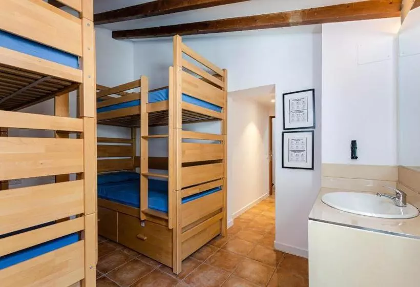 Urban Hostel Palma  Albergue Juvenil  Youth Hostel