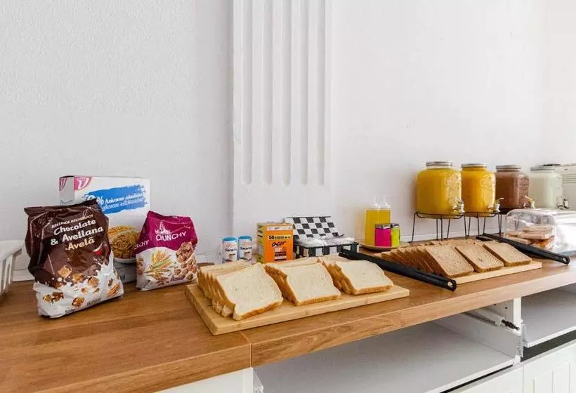 Urban Hostel Palma  Albergue Juvenil  Youth Hostel