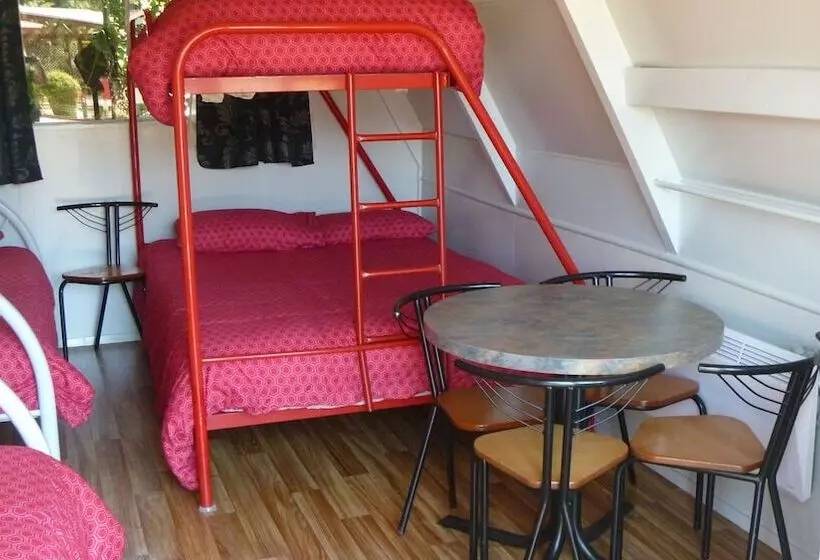 Westport Kiwi Holiday Park & Motels
