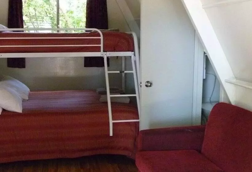 Westport Kiwi Holiday Park & Motels