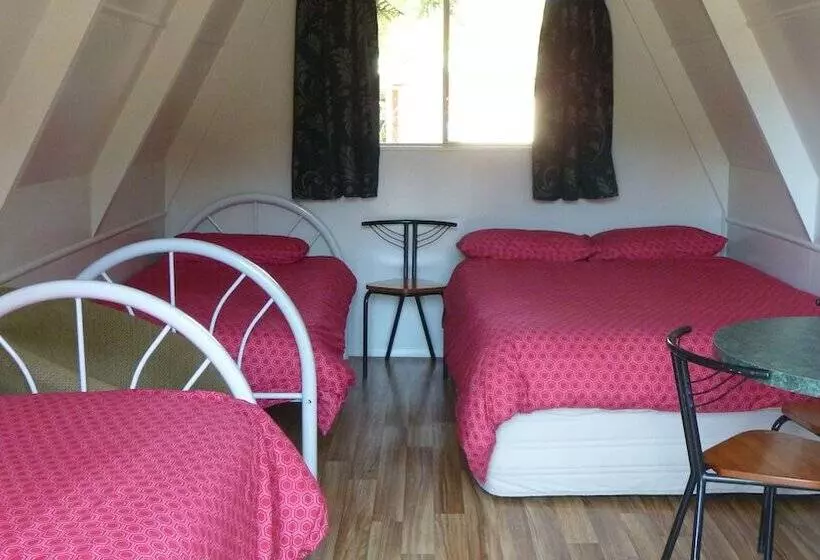 Westport Kiwi Holiday Park & Motels