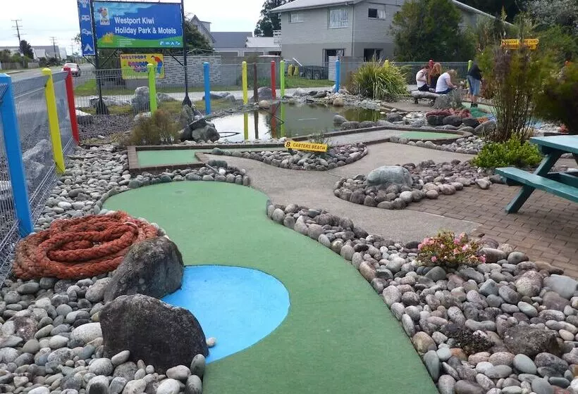 Westport Kiwi Holiday Park & Motels