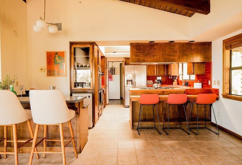 Cliffridge By Avantstay Lush Malibu Hills Estate W/ Breathtaking Ocean Views