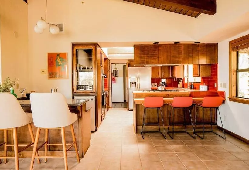 Cliffridge By Avantstay Lush Malibu Hills Estate W/ Breathtaking Ocean Views