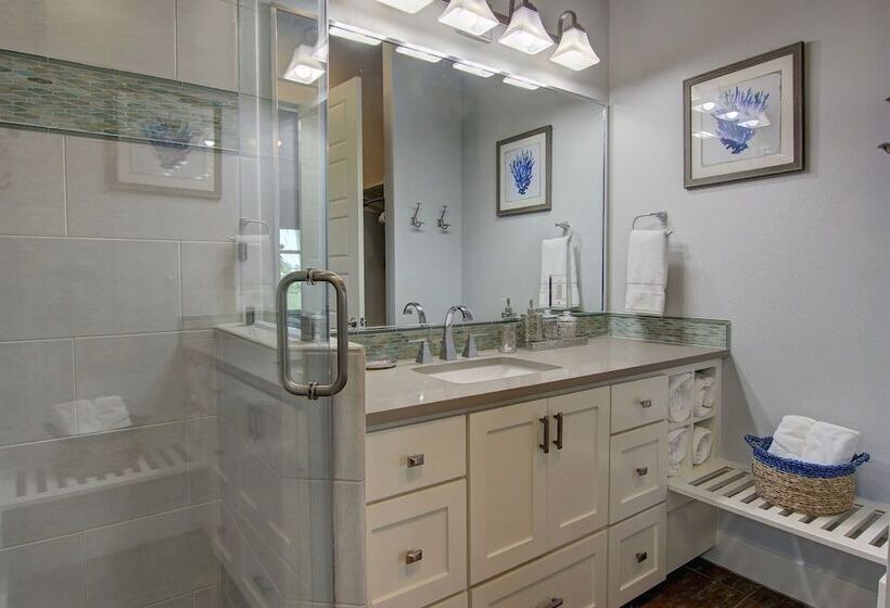 Coastal Charm 258 Hi